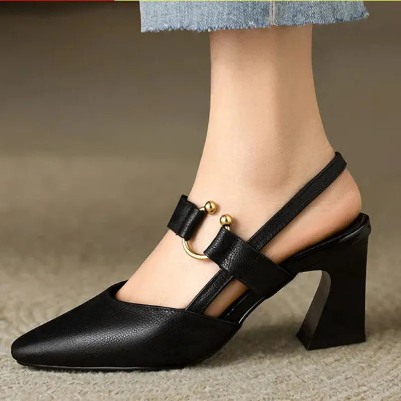 Divina | Elegant Heel