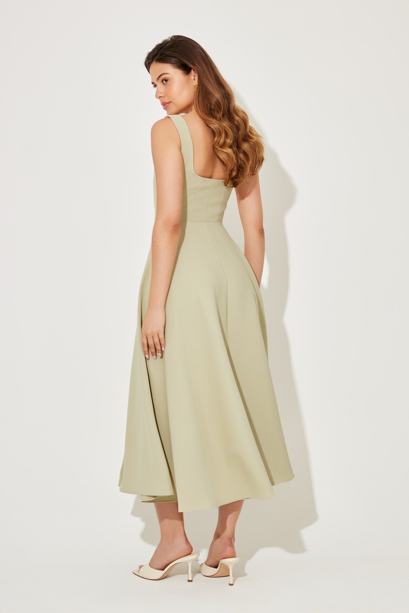 Angela | Timeless Flowy Midi Dress