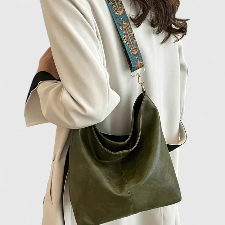Ragnelle™ | Shoulder Bag with Unique Character