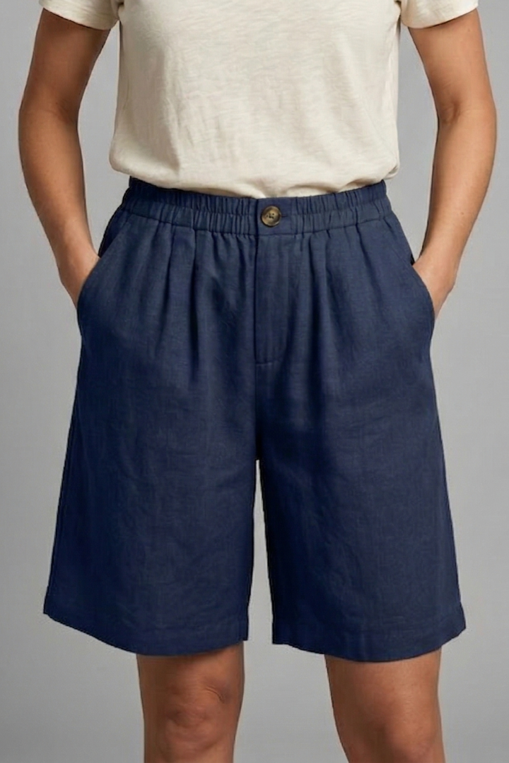 Juniper | Women's Elastic Waist Relaxed Fit Shorts