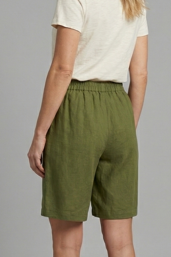 Juniper | Women's Elastic Waist Relaxed Fit Shorts